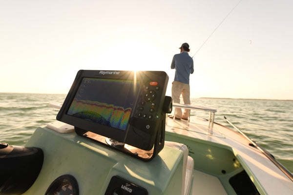 Raymarine Element 9 HV Combo with HV-100 Transom Mount Transducer & Lighthouse North America Chart